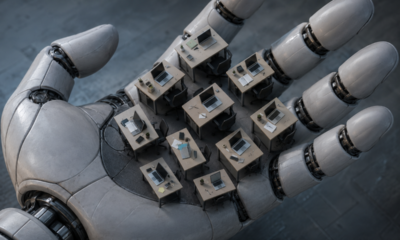 Robot hand.png